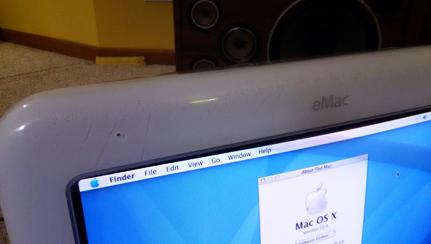 APPLE A1002 eMac G4 17 1.25GHz All In One System used