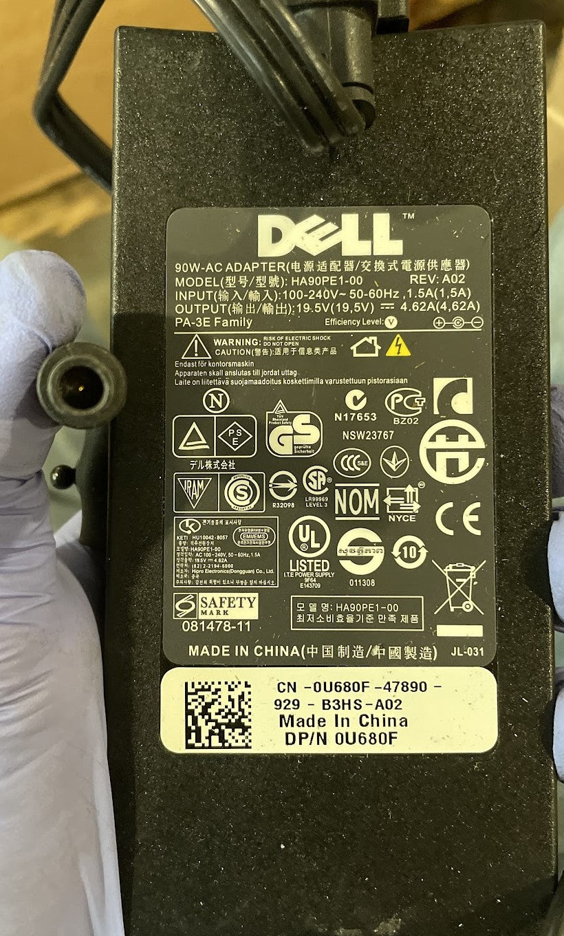 Dell 90W Laptop Adapter LA90PE1-01 Slim Design Charger used
