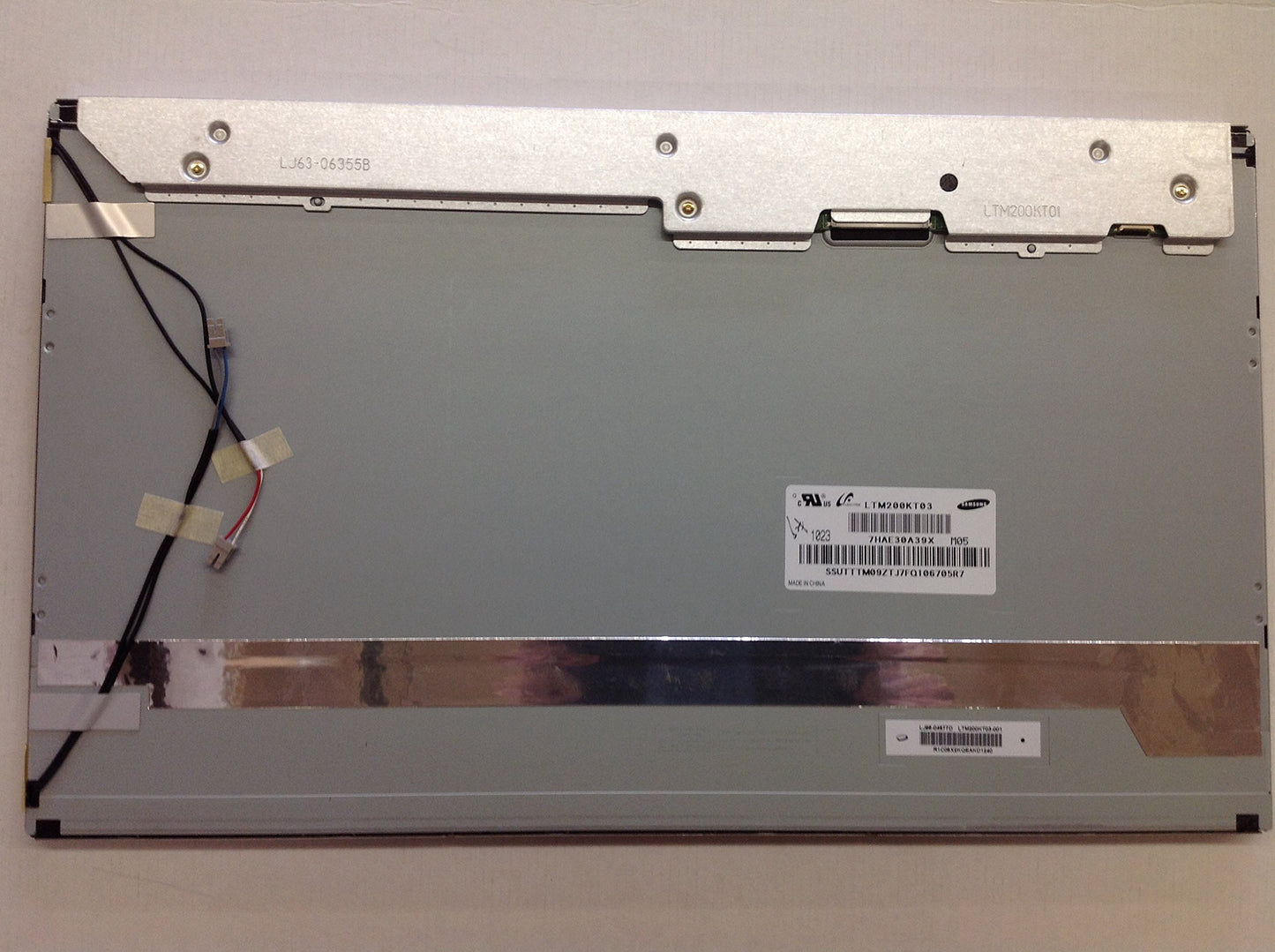 IBM Lenovo 20-inch Matte LCD for 3000 C305 All-In-One, LTM200KT03 Samsung 18003498