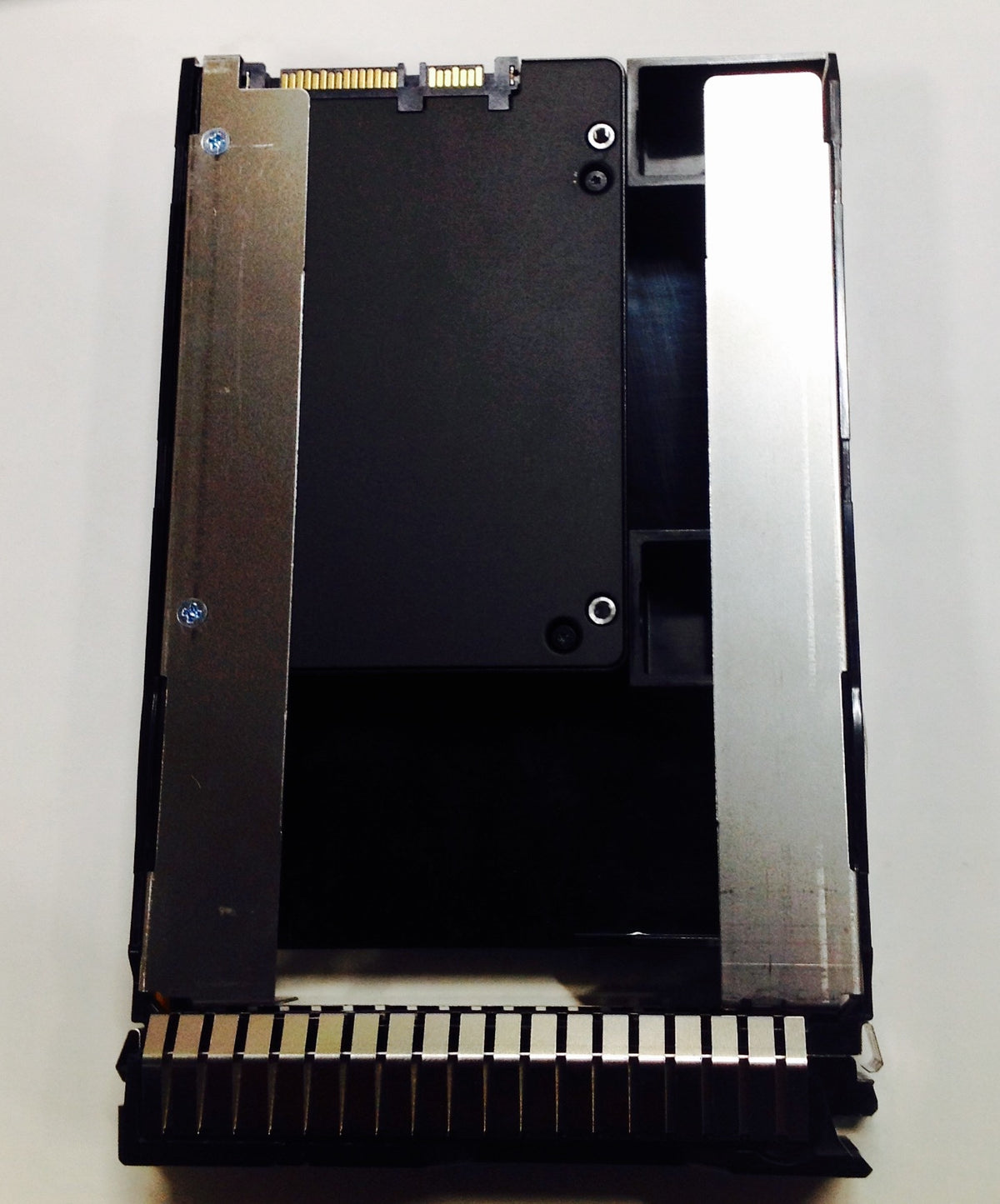 789166-001, 789132-001 ASSY, DBLK 240G 6G SATA VE SCC PLP-SAM PM853T SSD