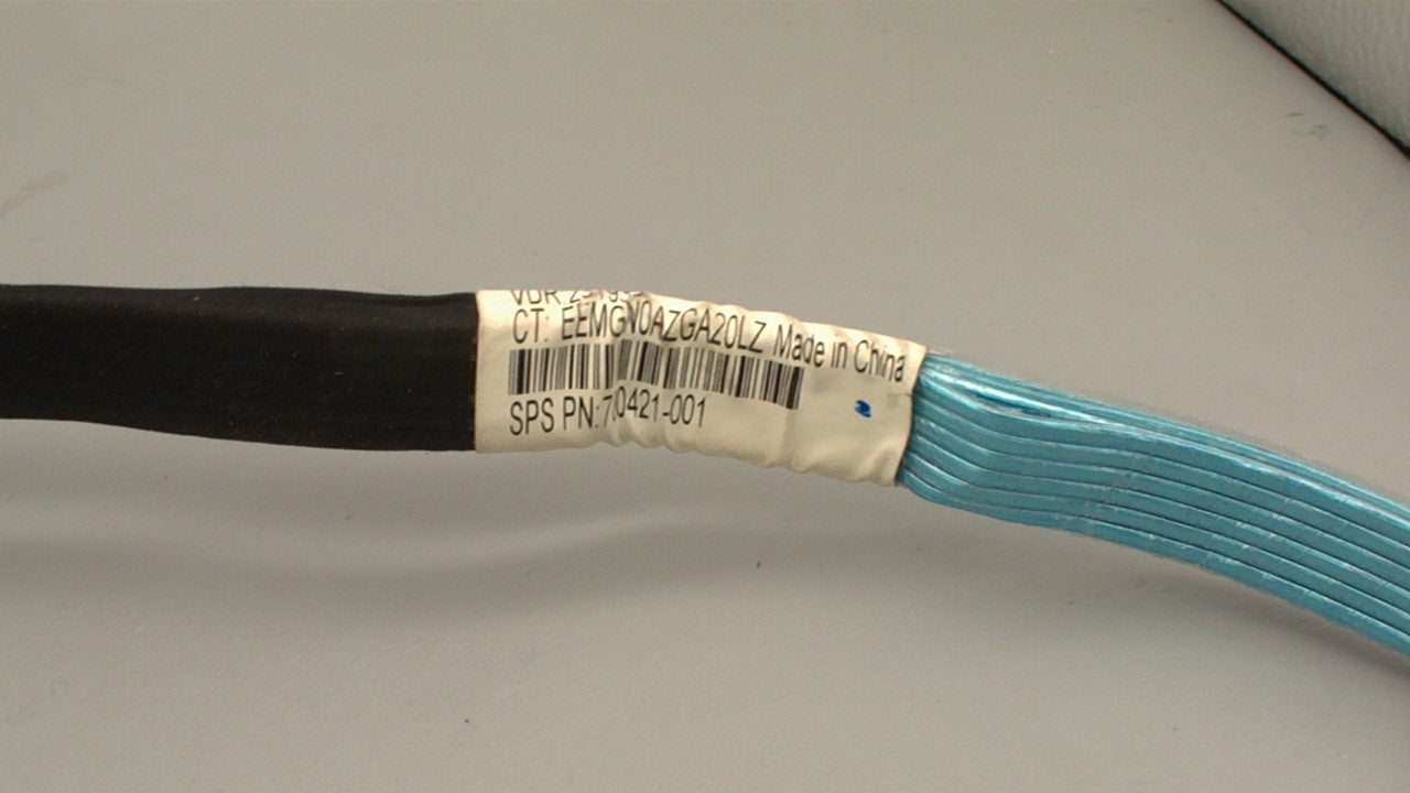 HP CABLE,MINI SAS,68POS,765mm,I,1 TO 2 756908-001 SPS PN# 780421-001
