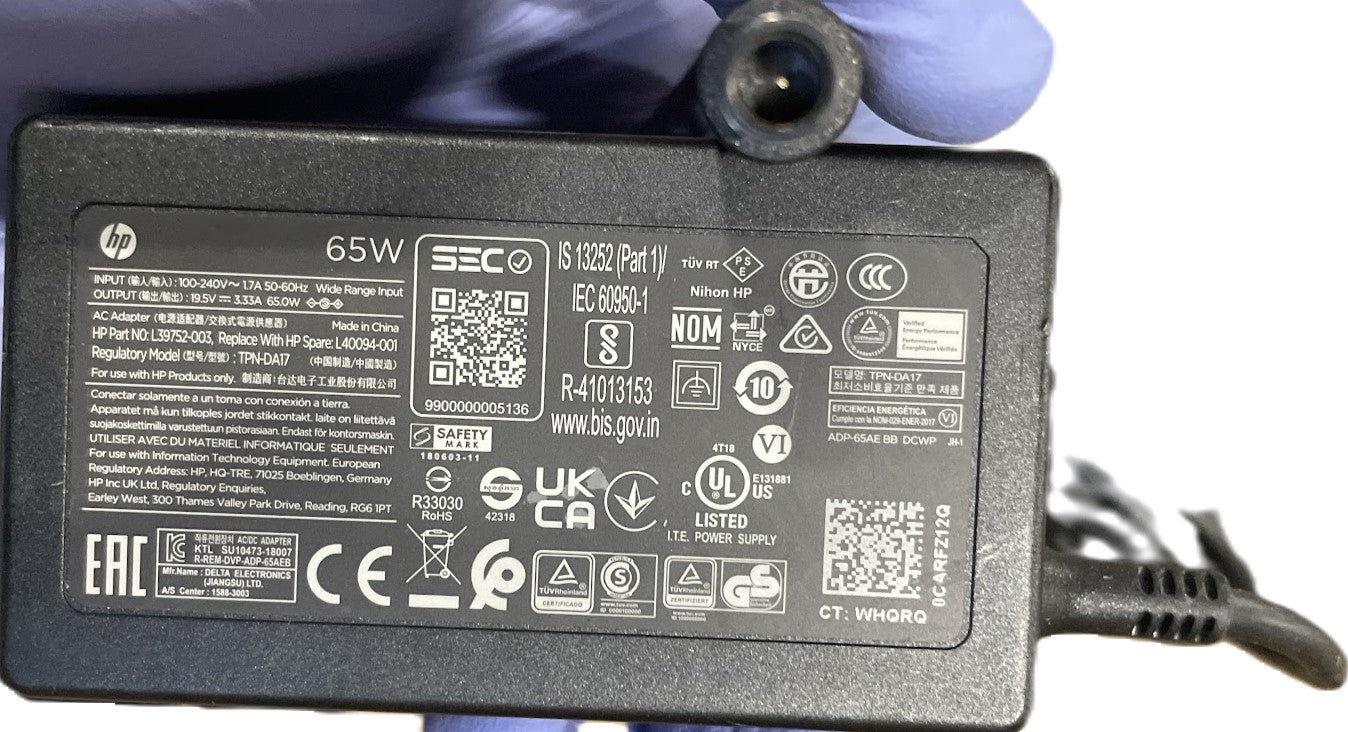 HP 65W 19.5V x 3.33A L40094-001 L39752-003 TPN-DA17 AC Apater used
