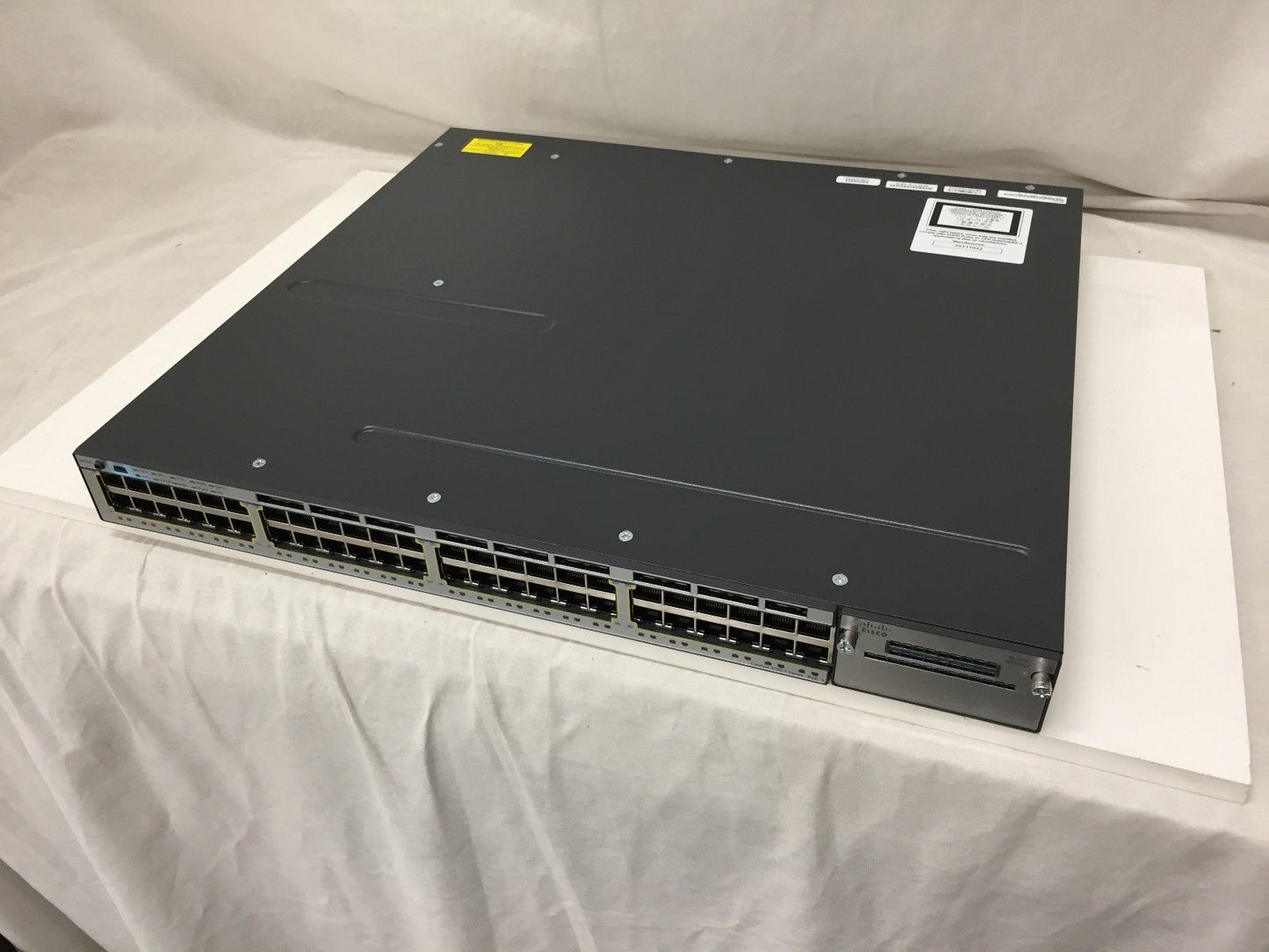 CISCO 48-PORT SWITCH WS-C3750X-48PF-S 2xPSU(1100W) open box