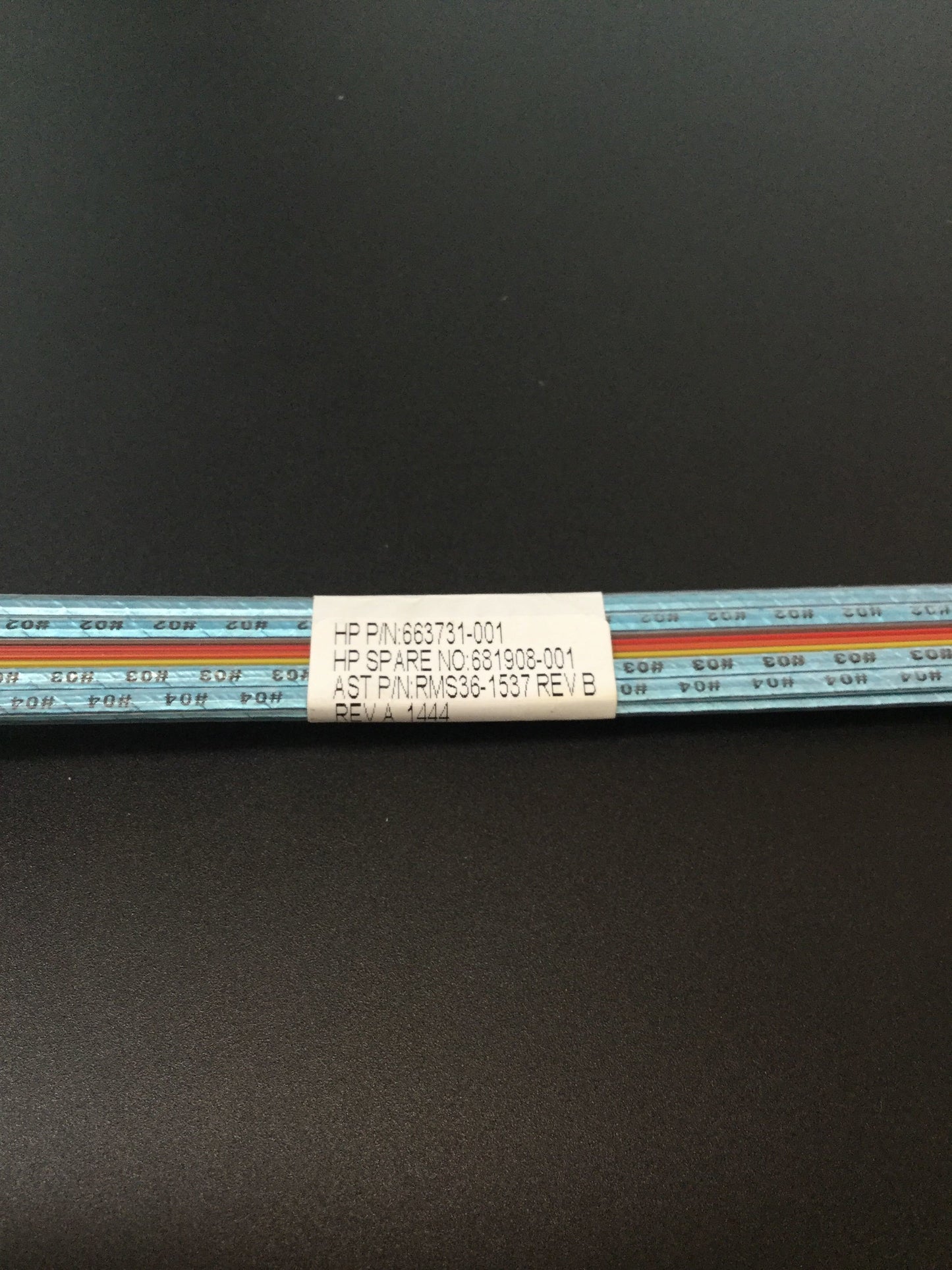 HP 681908-001 Mini-SAS cable - 36-position straight to straight connector
