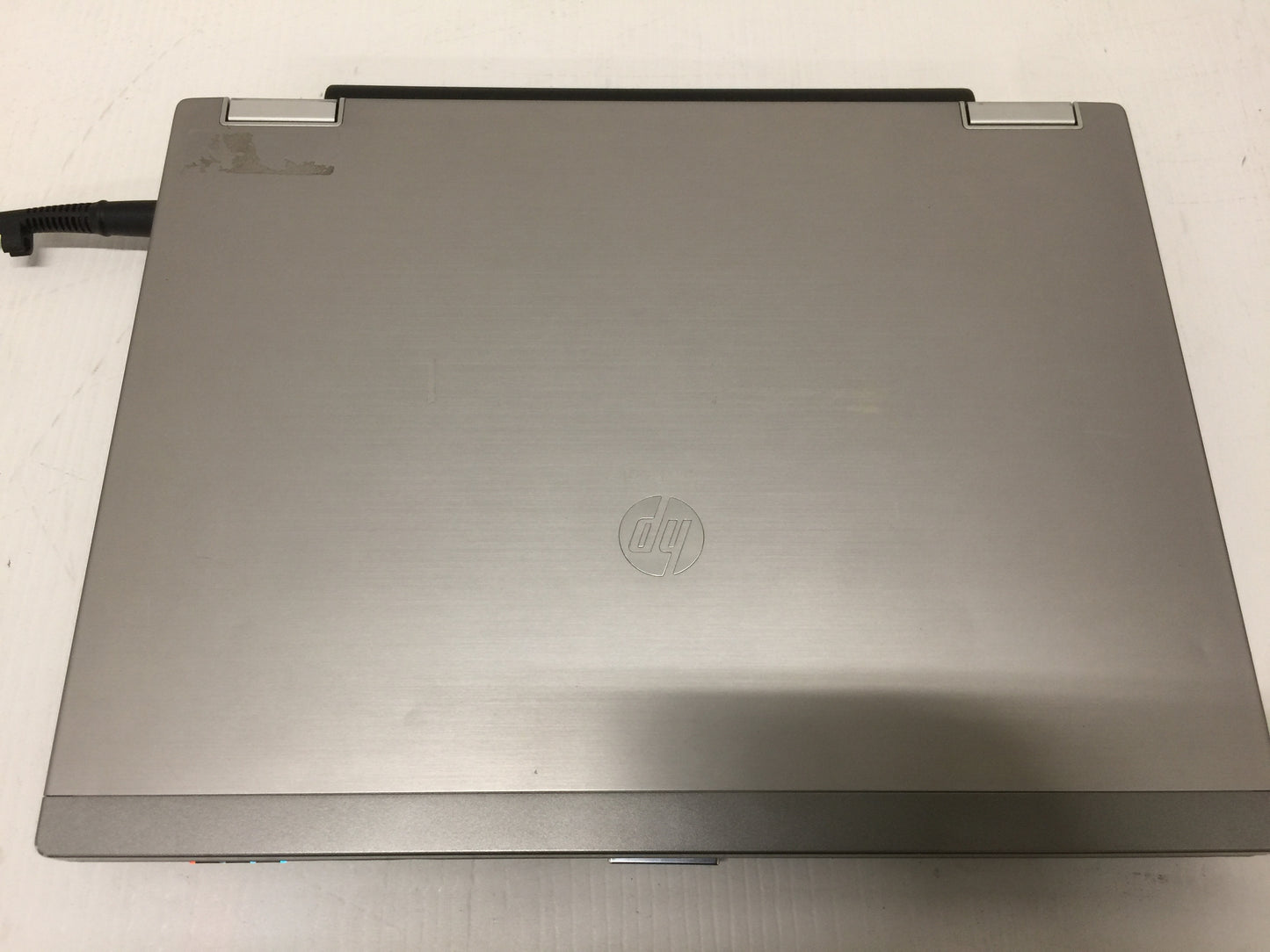 HP EliteBook 2540p 2.13GHz Core i7 640LM 2GB 160GB DVDRW 12.1" Win 7 Pro Used
