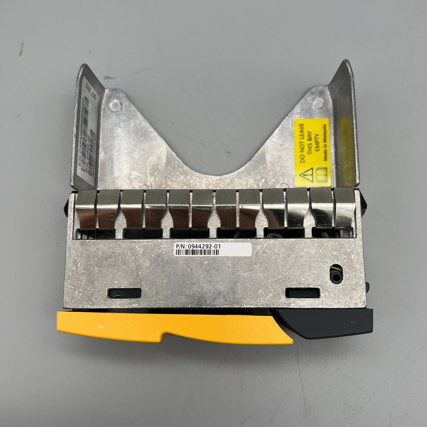 HP 0944292-01 | 3.5-inch Hard Drive Blank Filler (16-Bay) for 3PAR 34905-03