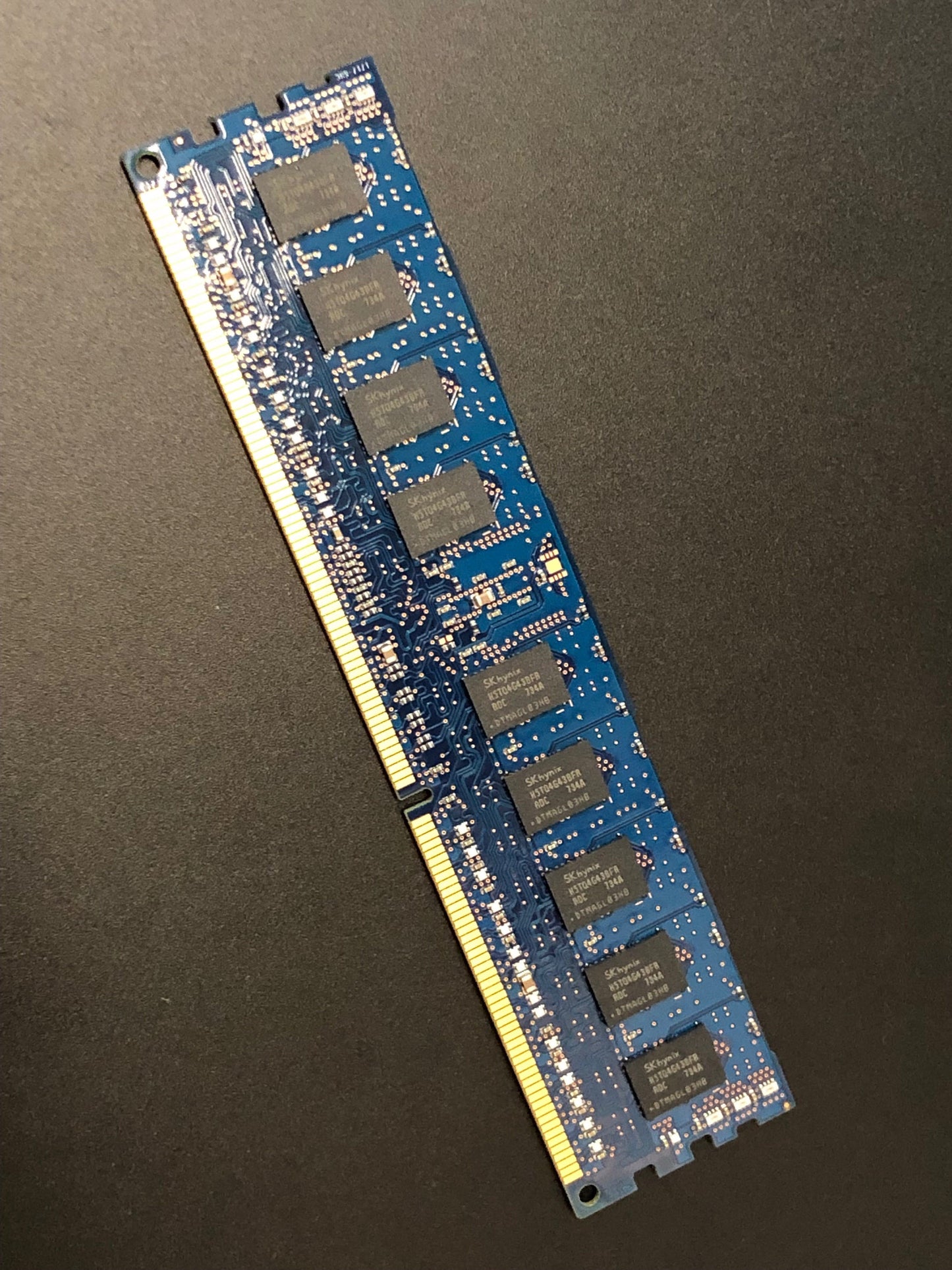 HP 731657-081 Memory 8GB PC3-14900R 1866MHzSingle RDIMM, 1 Rank