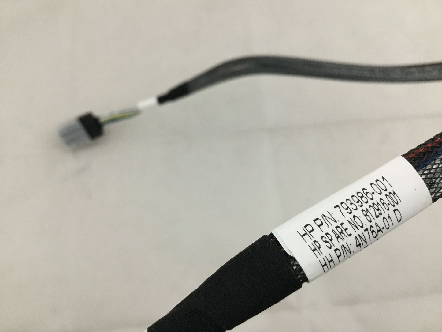HP 793986-001 mSAS,36p,HD BP to ,36p,12G,B1 cable