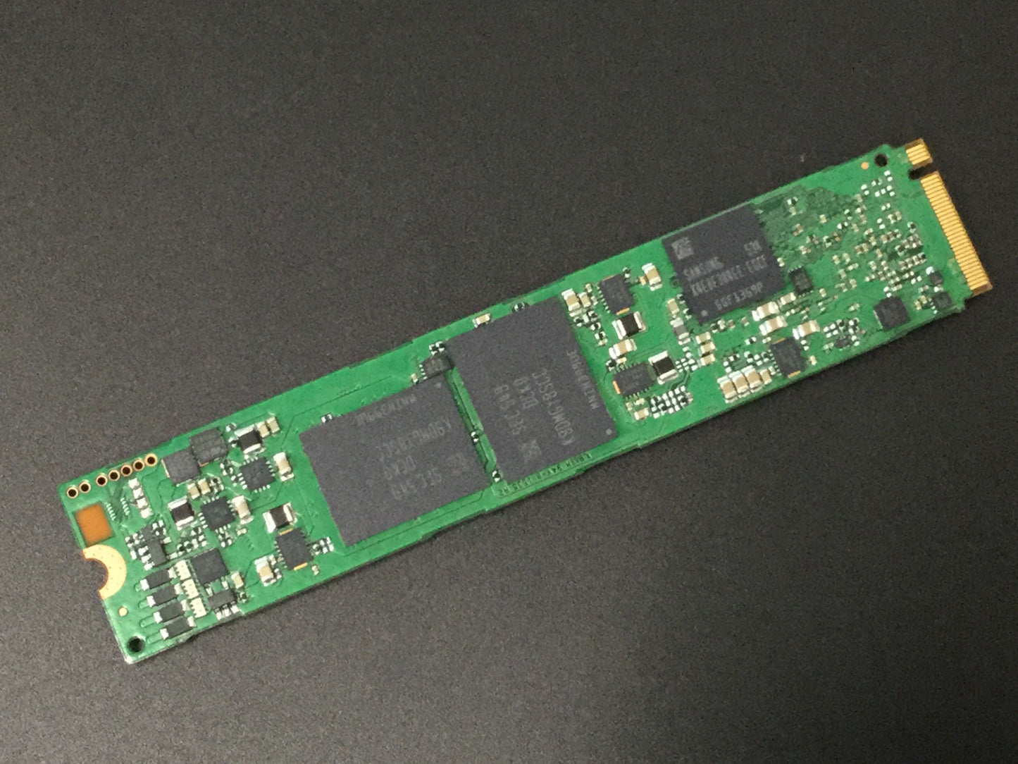 960GB HP PCI-E M2.22110 PLP Solid State Drive SSD 827244-001