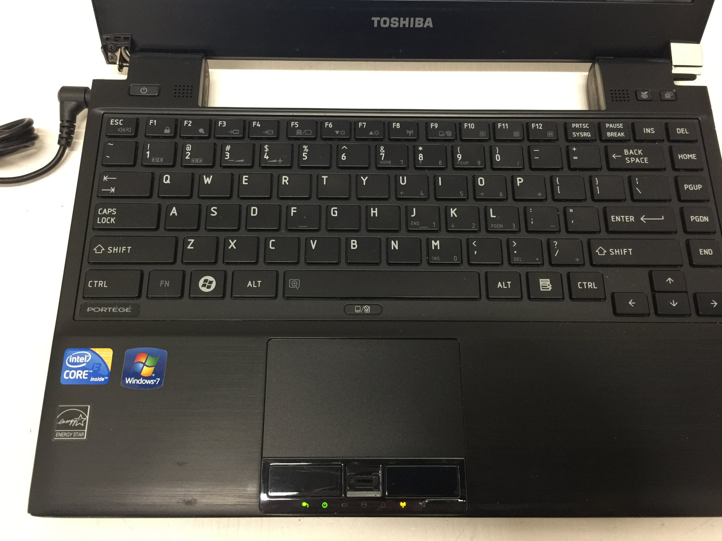 Toshiba Portege R700-S1311 13.3 display Intel i3-350M 4GB DDR3 NO HDD For Parts