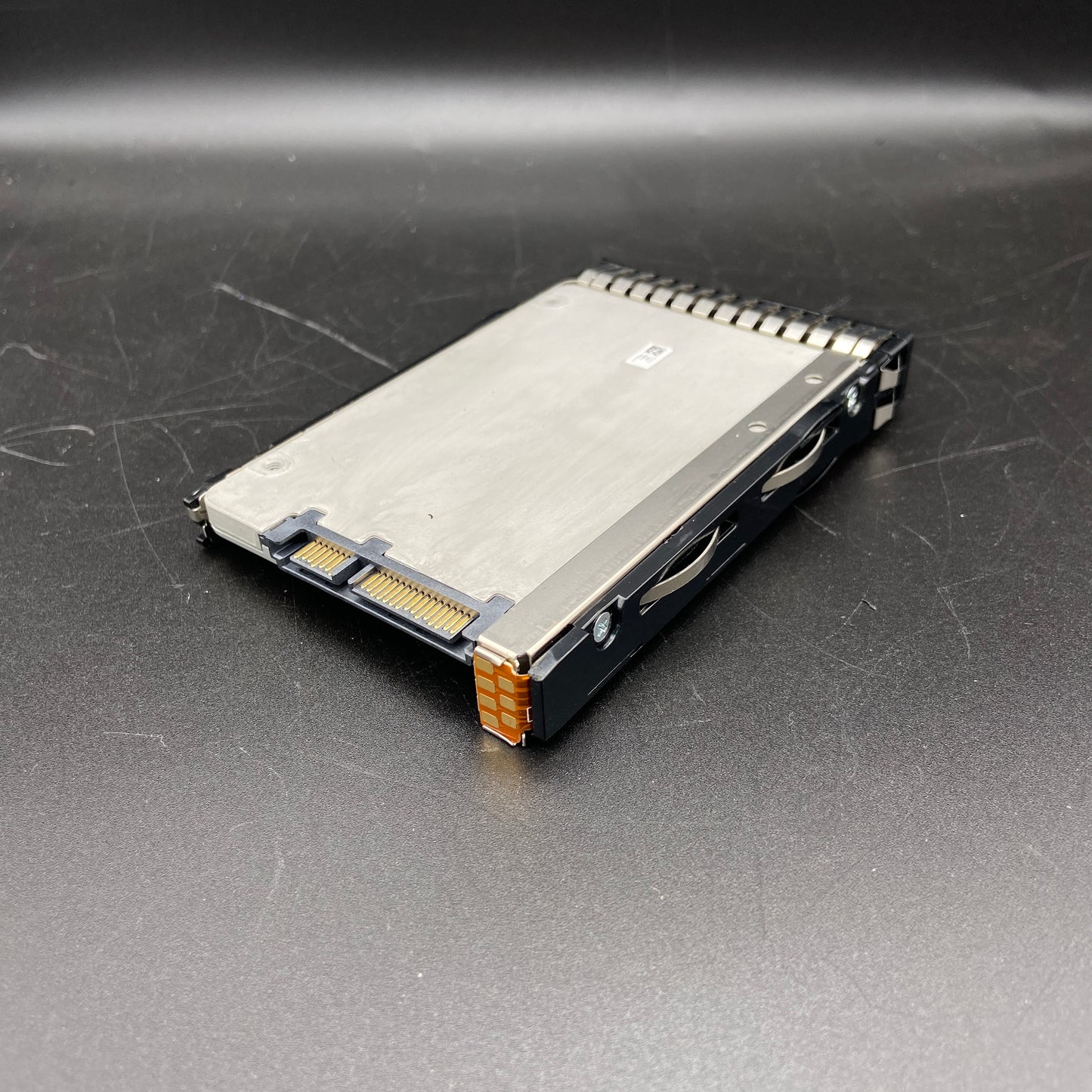 Brand New HP 867213-005 Intel S3520 1.6TB SSD 2.5-inch 7mm SATA III MLC 6.0Gb/s