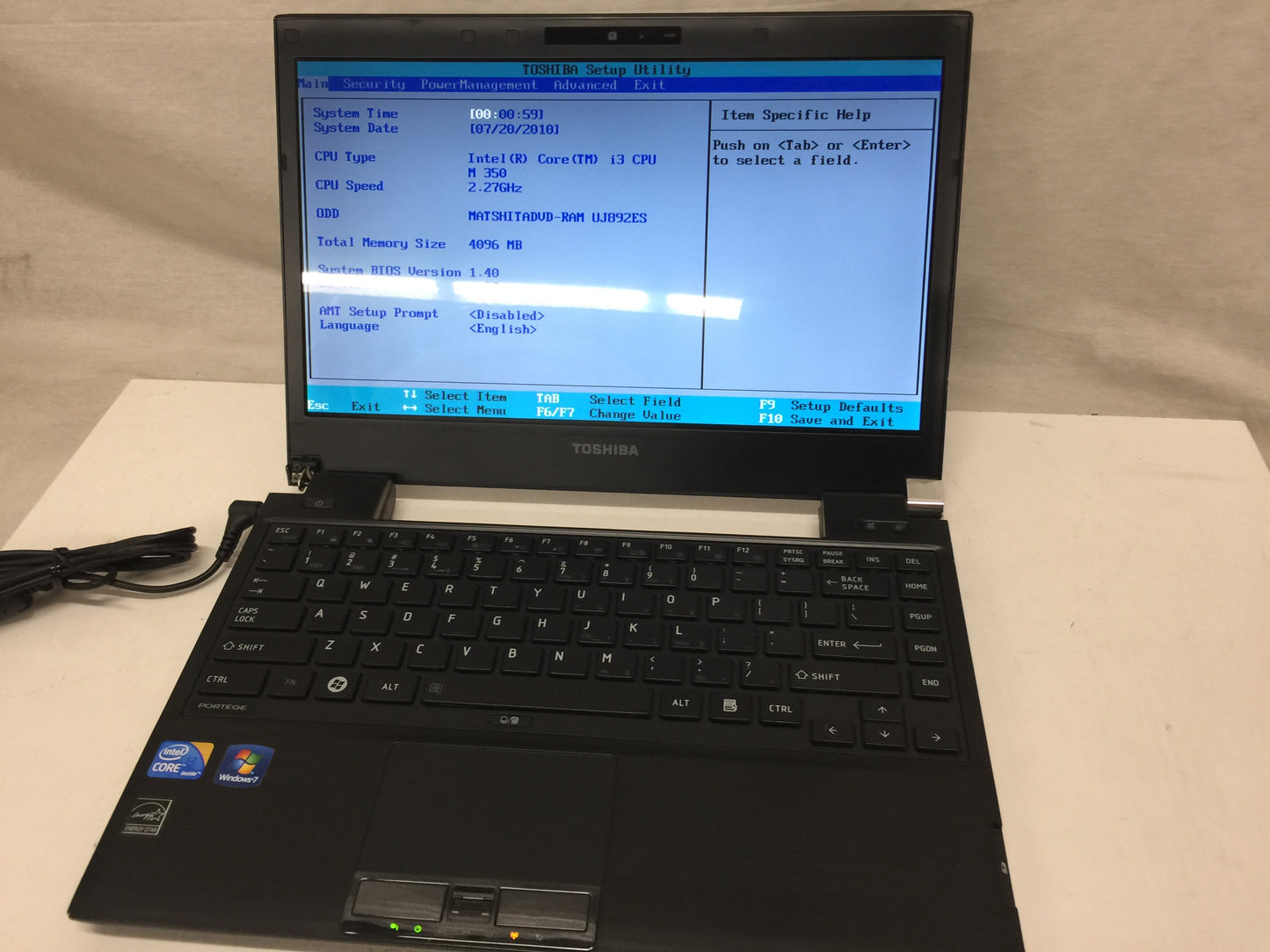 Toshiba Portege R700-S1311 13.3 display Intel i3-350M 4GB DDR3 NO HDD For Parts