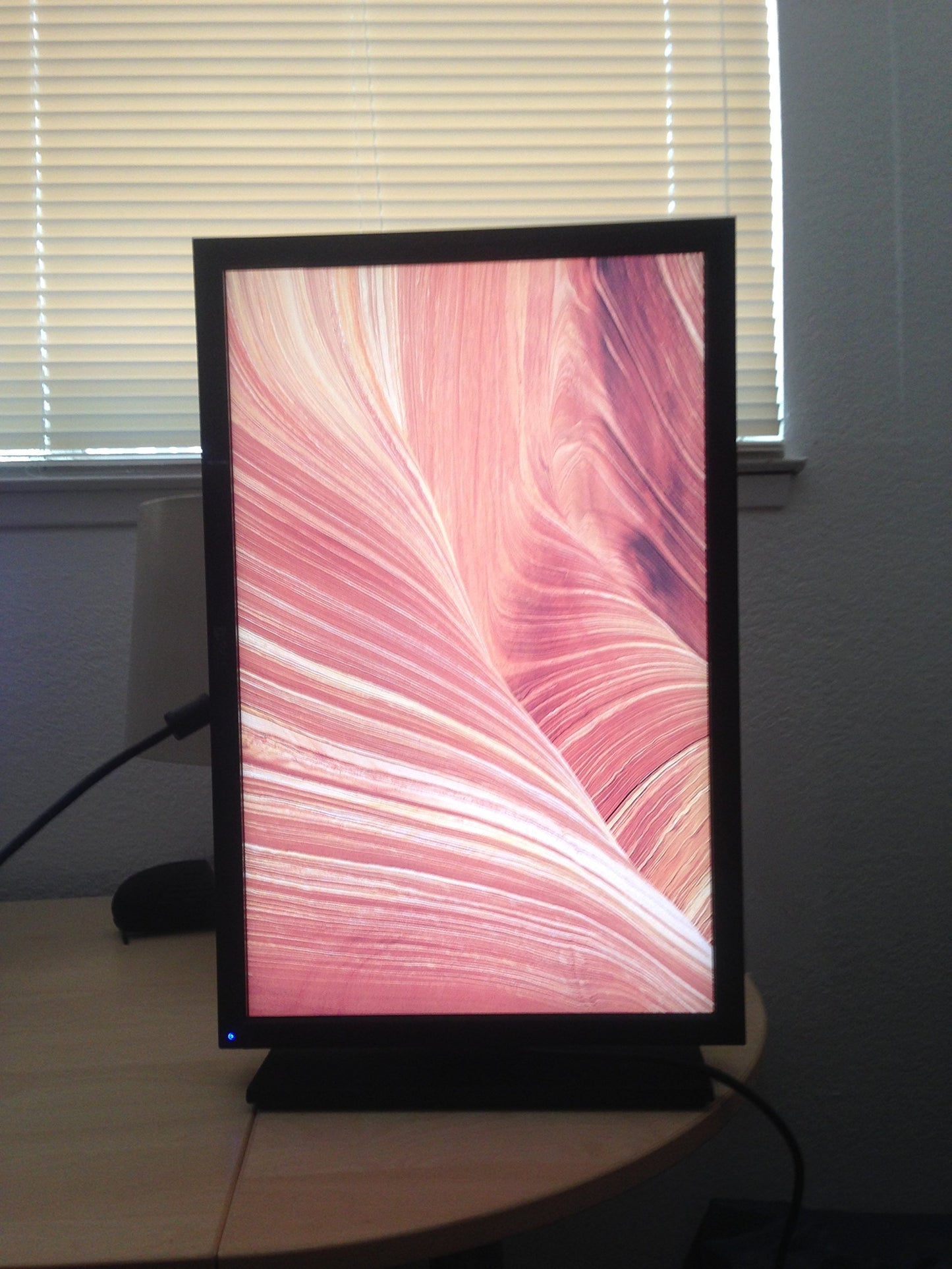 Dell UltraSharp 24" Widescreen LCD U2410F USED, GRADE A