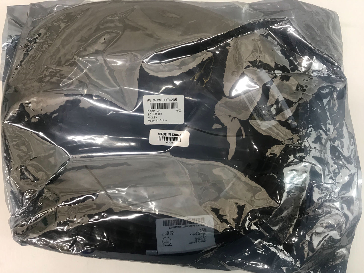 NEW IBM-ECBW-FFI-SAS CABLE 00E6295