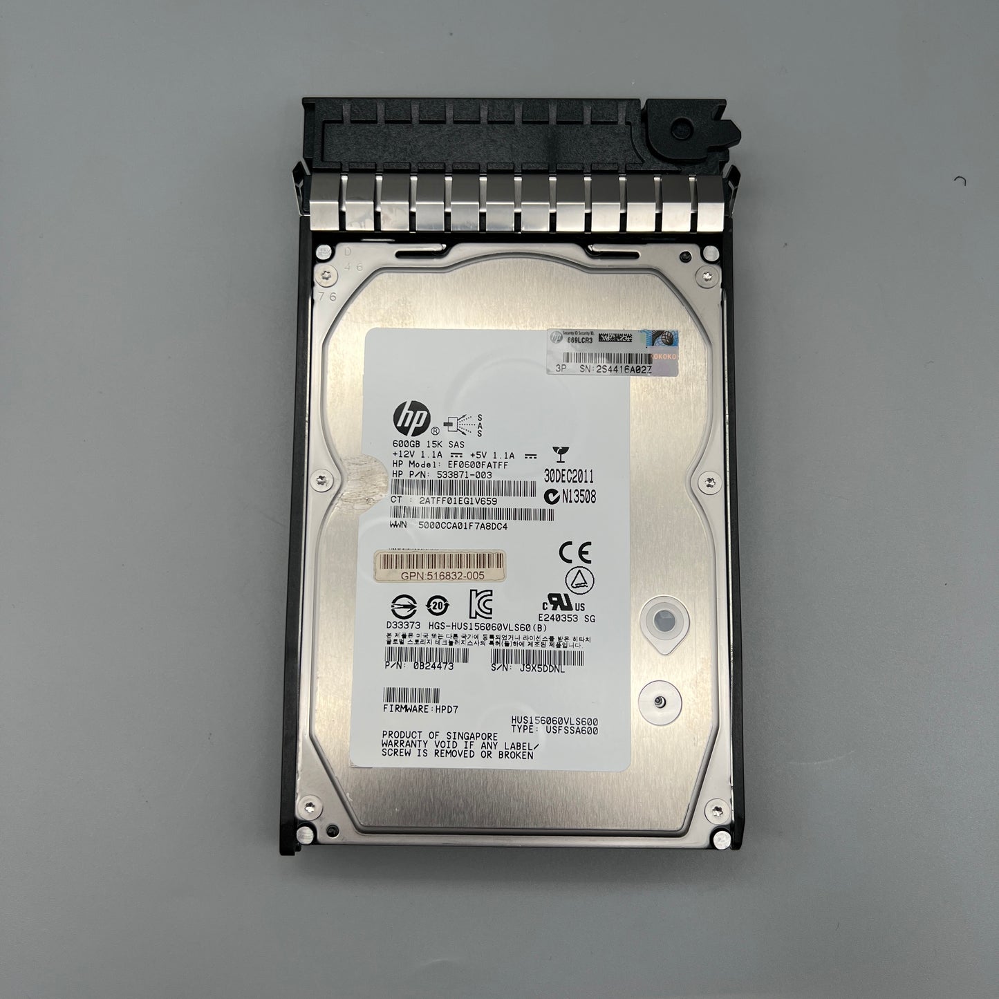 HP 600GB DP 15K SAS 3.5" HDD w/tray 516832-005 533871-003 517354-001 EF0600FATFF