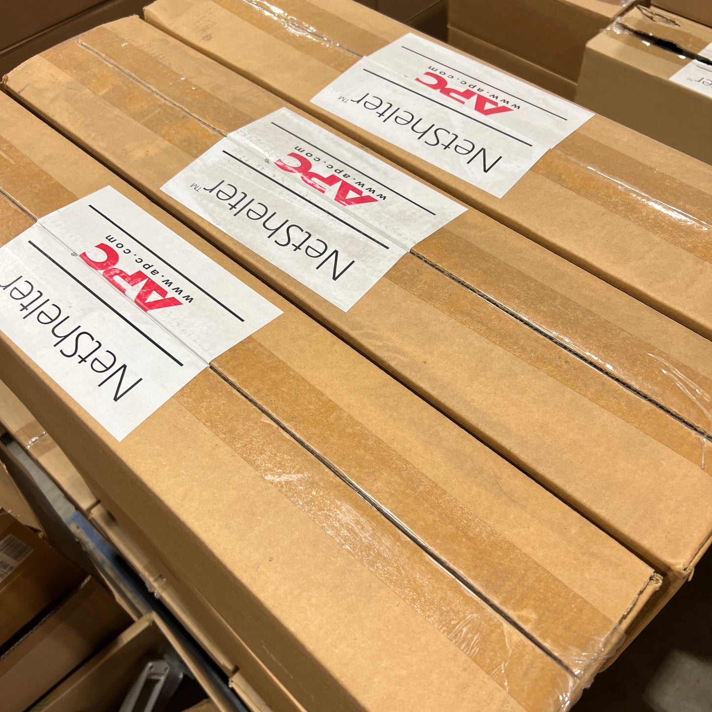 APC AR8172BLK Data Cable Shielding Partition 750mm Wide, Black