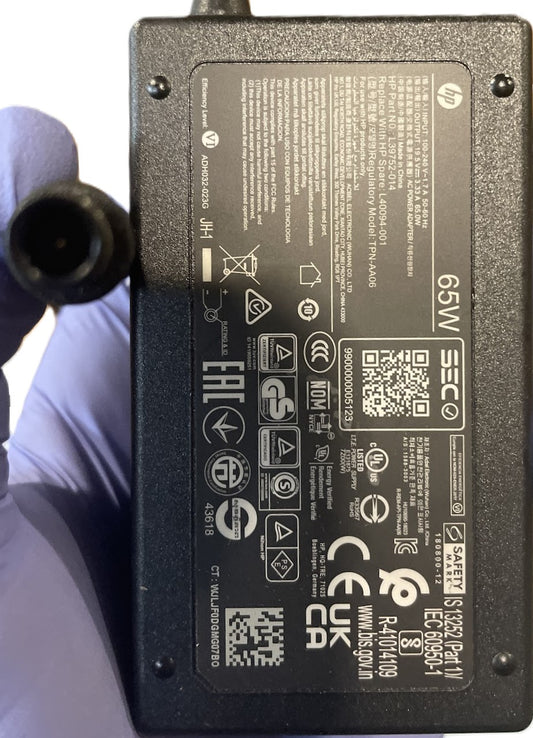 HP 65W AC Power Adapter Charger L39752-014 L40094-001 19.5V 3.33A used