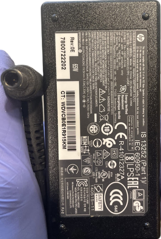HP - TPC-LA581 - Genuine AC Adapter 19.5V 3.33A 65W - PA-1650-51HA 740708-001 used