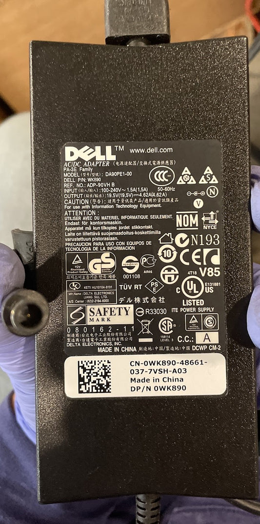 GENUINE DELL DA90PE3-00 90W 19.5V 4.62A AC Adapter Charger used