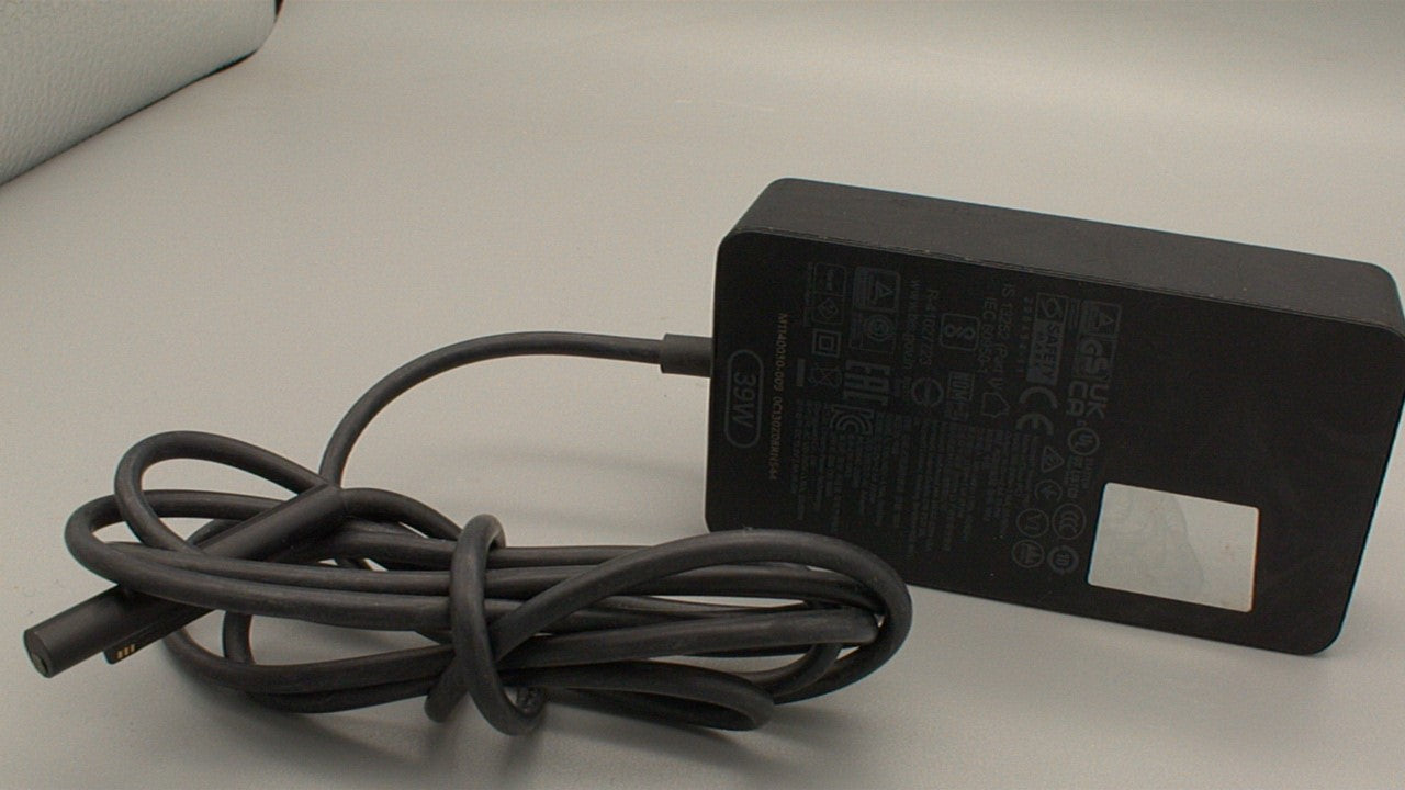 Microsoft 1963  39W surface power adapter used
