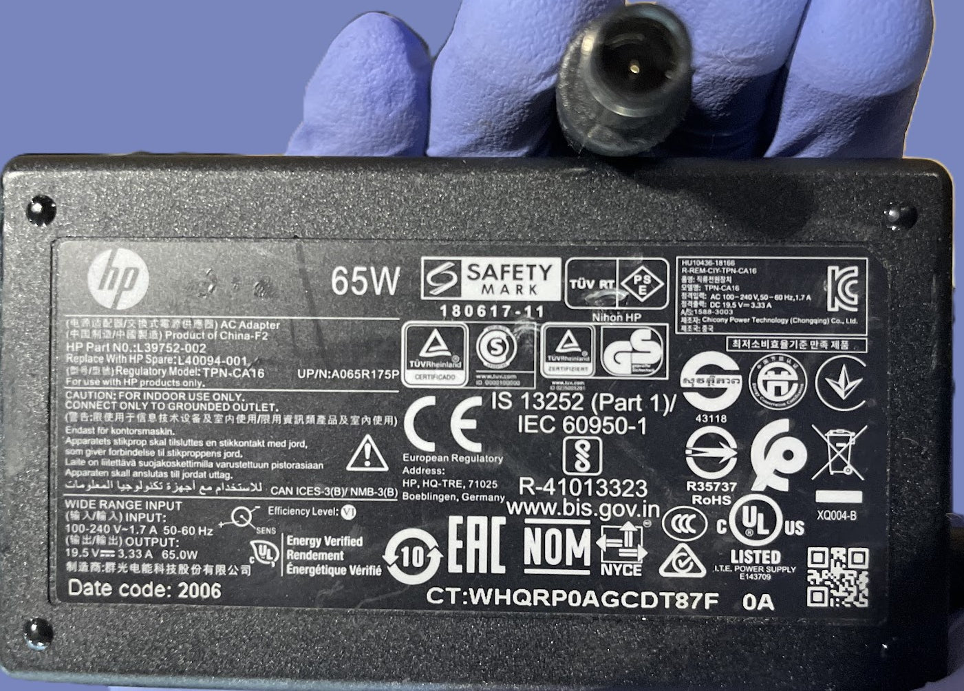 HP 65W 19.5v 3.33A L39752-002 L40094-001 TPN-CA16 Black connecter used
