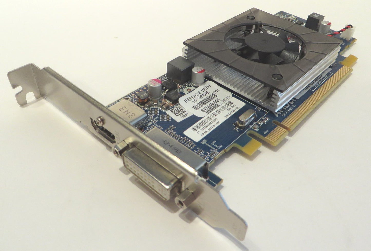 HP 647449-001 ATI Radeon HD6450, 512MB memory PCIe x16 graphics card