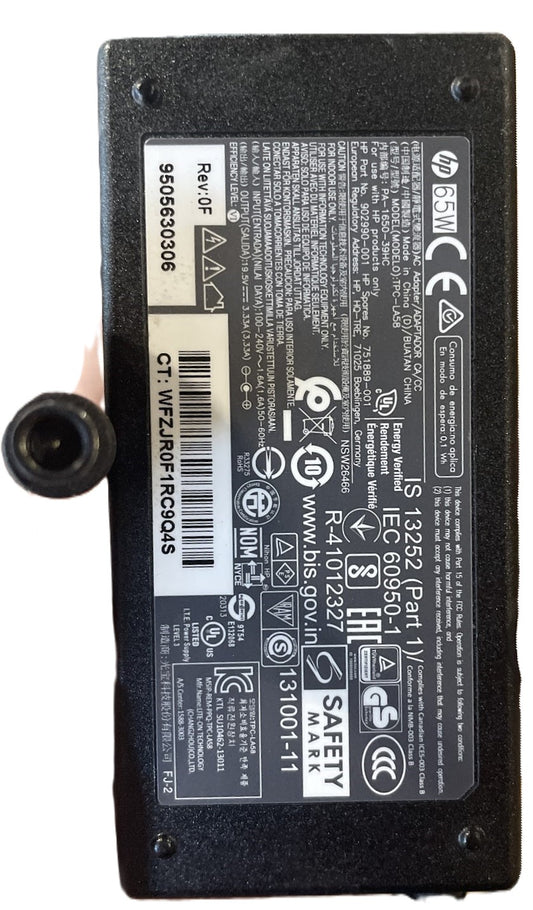 Genuine HP TPC-LA58 / 902990-001 / 751889-001 65W 19.5V 3.33A Laptop Charger Smart AC Power Supply Adapter 7.4mm used