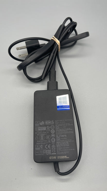 Microsoft 1706 Surface Pro Charger, 65W used
