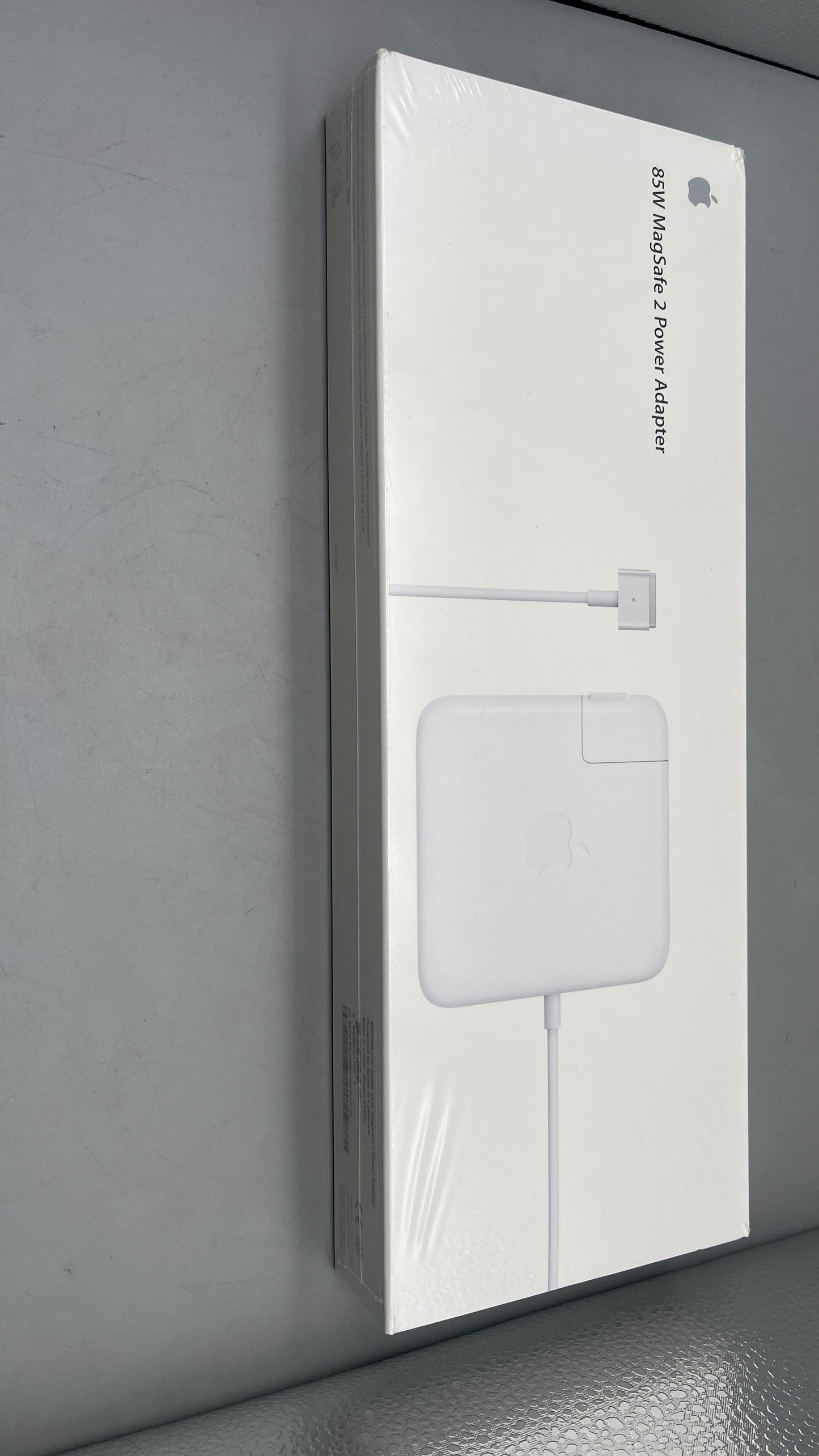 Apple 85W MagSafe 2 Power Adapter for MacBook Pro with Retina Display