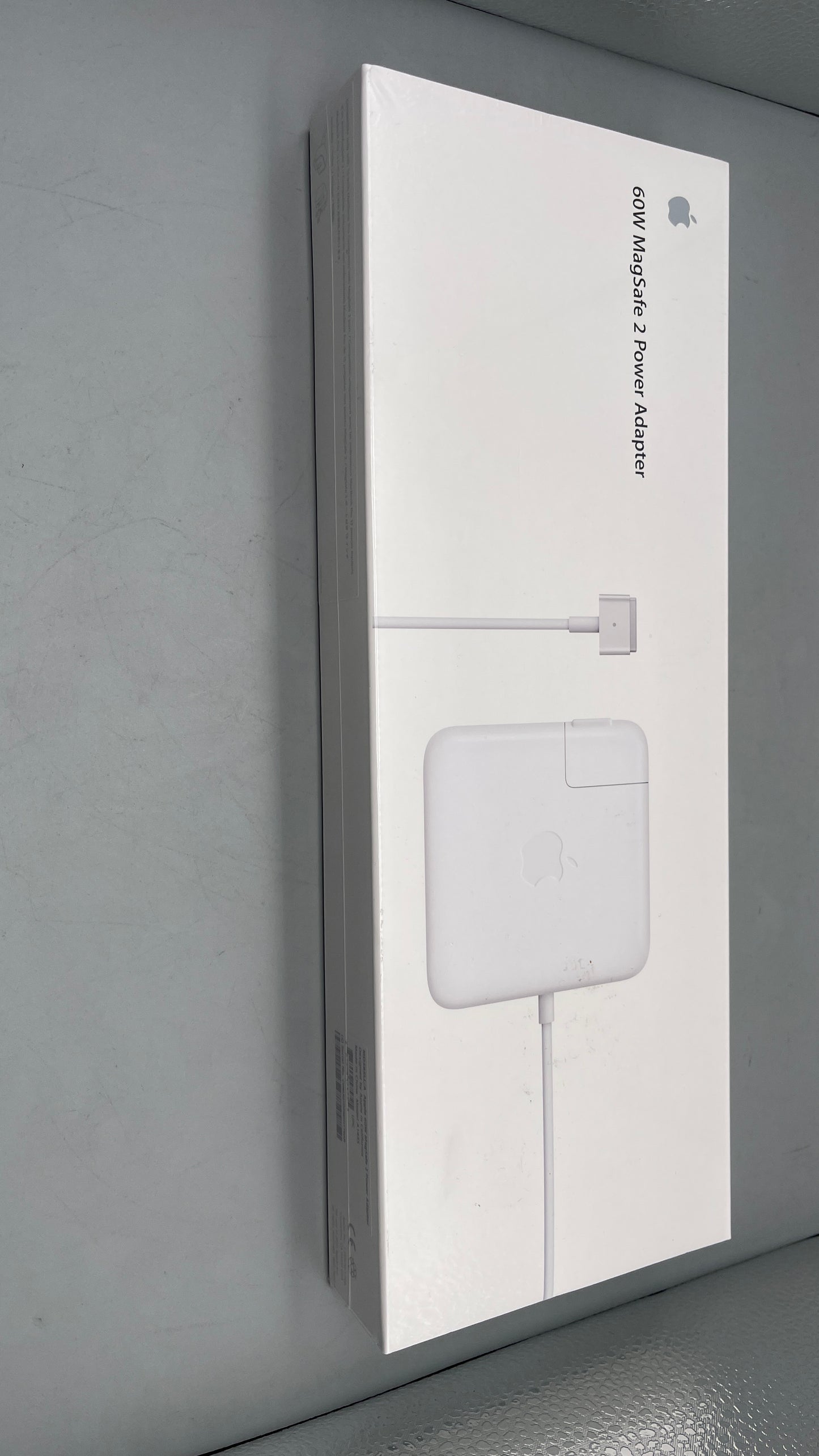 Apple 60W MagSafe 2 Power Adapter for MacBook Pro with 13-inch Retina Display A1435 like new