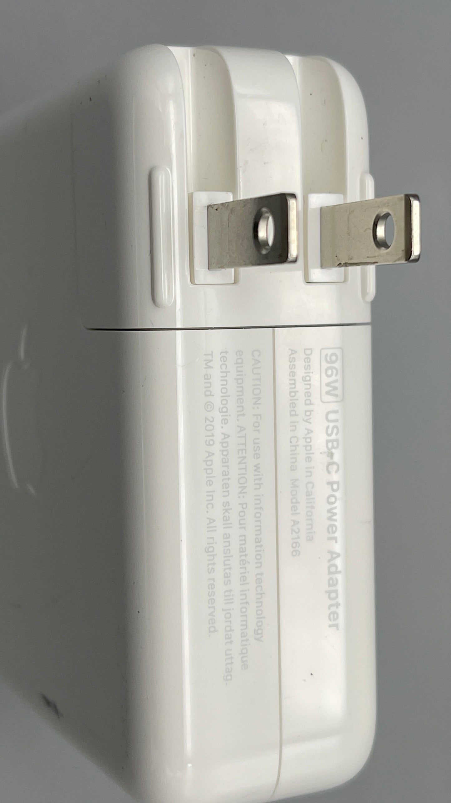 Apple 96W USB-C Power Adapter A2166 EMC: 3278 used ( cable not included)