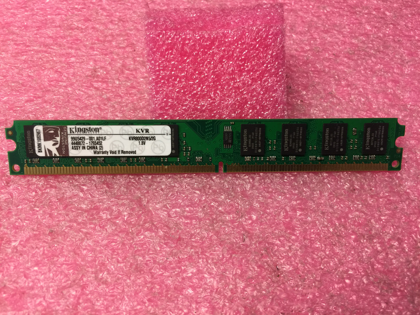 Kingston KVR800D2N5/2G 2GB DDR2 800mhz  DIMM NON-ECC Unbuffered Memory Used