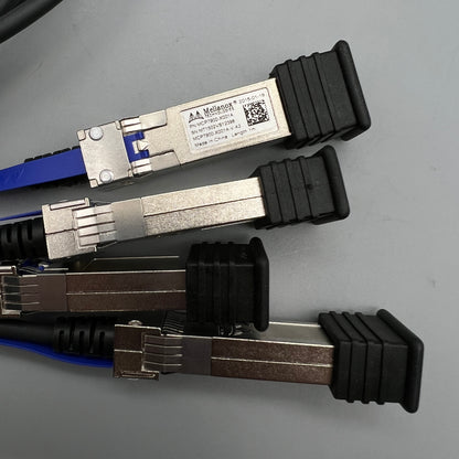 Mellanox MCP7900-X001A 1M 40Gbs Passive Copper Hybrid Cable QSFP to 4xSFP