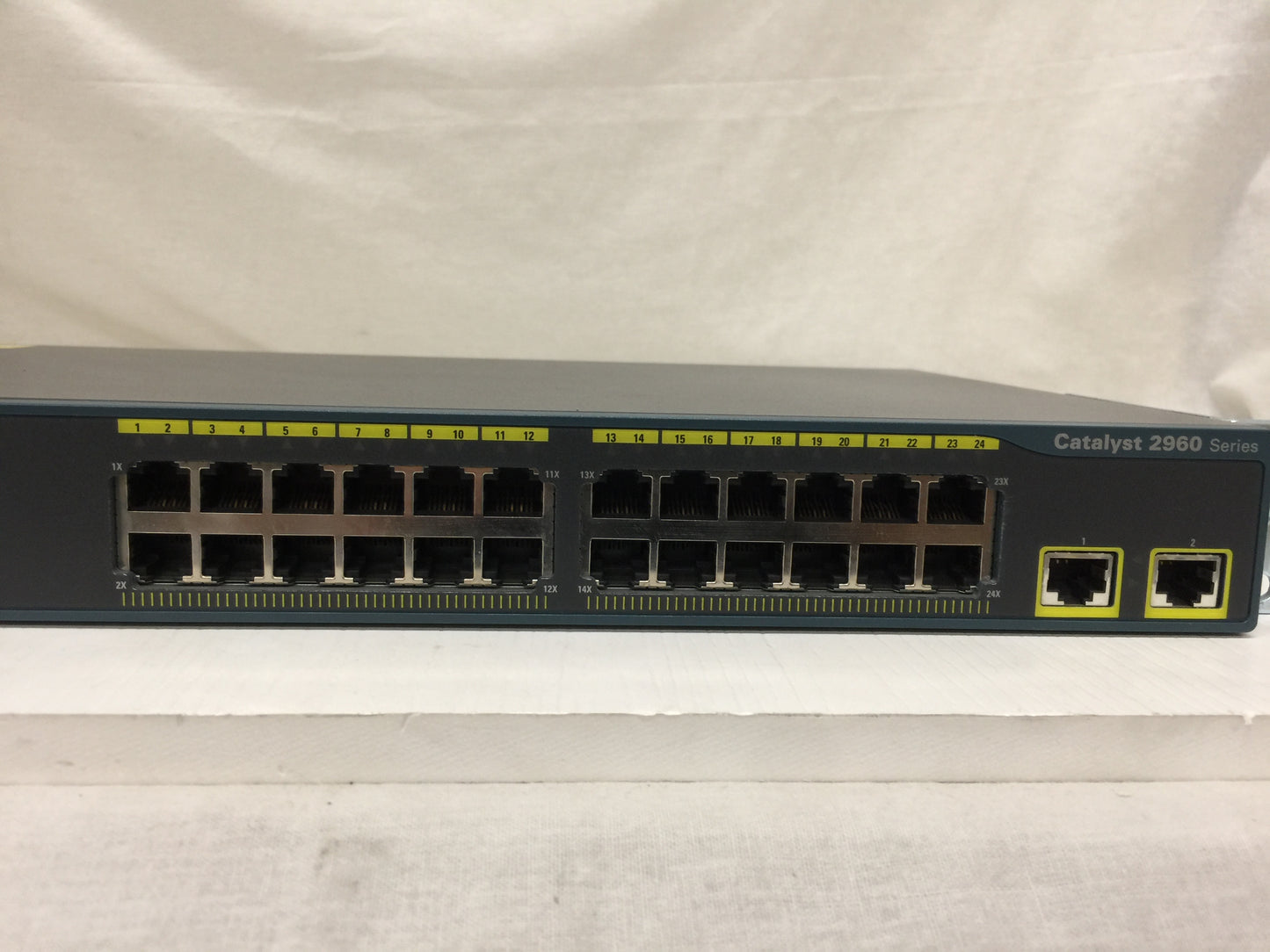 Cisco Catalyst WS-C2960-24TT-L 2960 24 Port 10/100 Switch Used