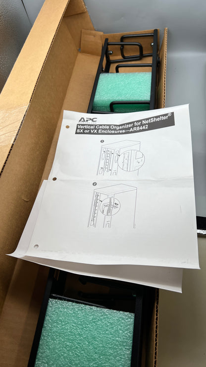 Brand New APC AR8442 Vertical Cable Organizer , Rackmount, 8 Cable Rings, Zero U