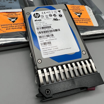 HP 2.5" 200GB SSD SAS P/N:690811-001 with Tray MODEL:MO0200FCTRN