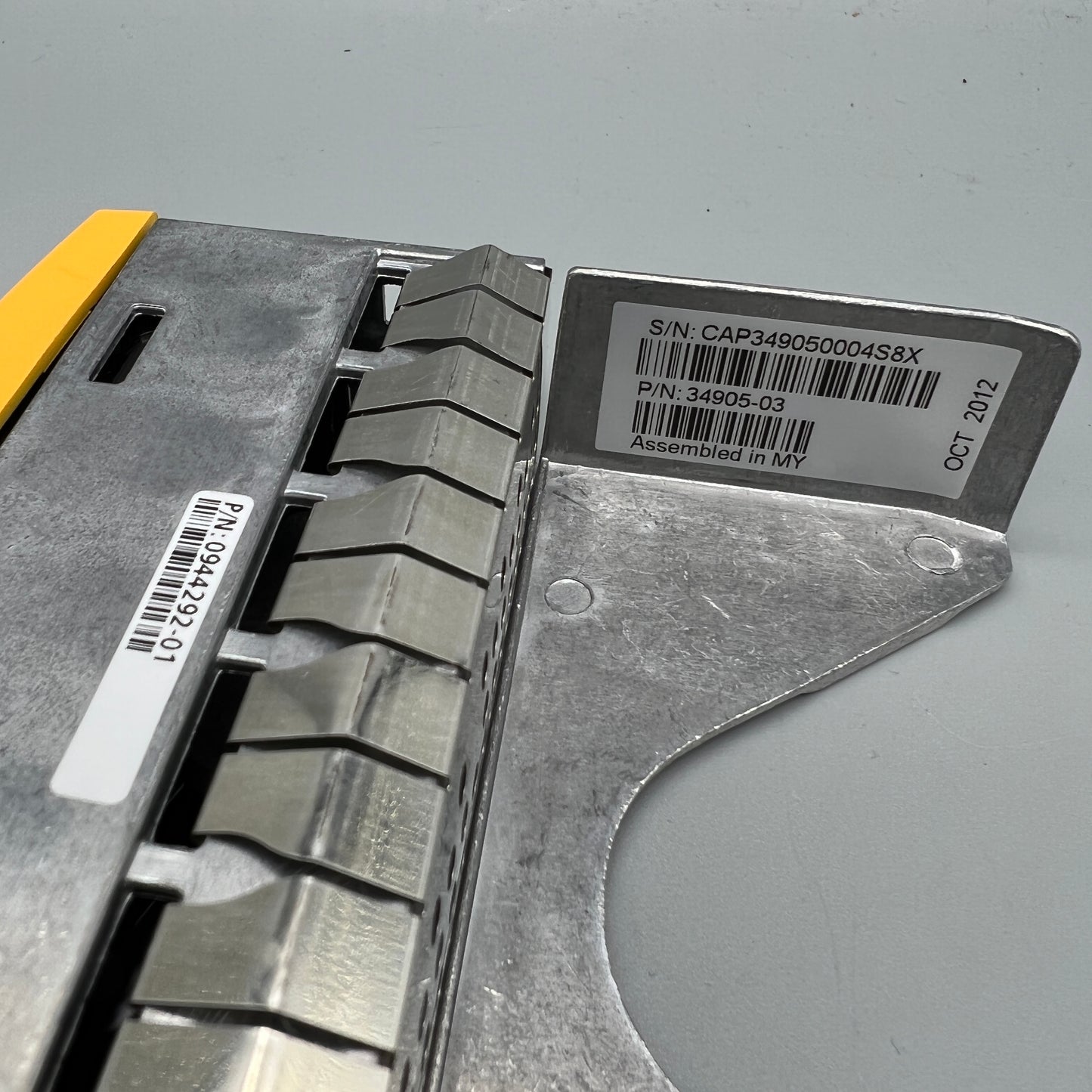 HP 0944292-01 | 3.5-inch Hard Drive Blank Filler (16-Bay) for 3PAR 34905-03