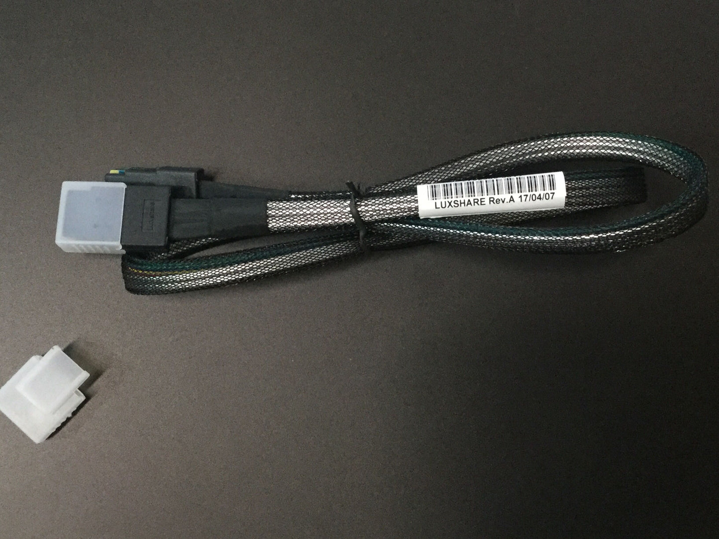 HP MINI SAS Luxshare Rev.A 670MM CABLE 782097-001