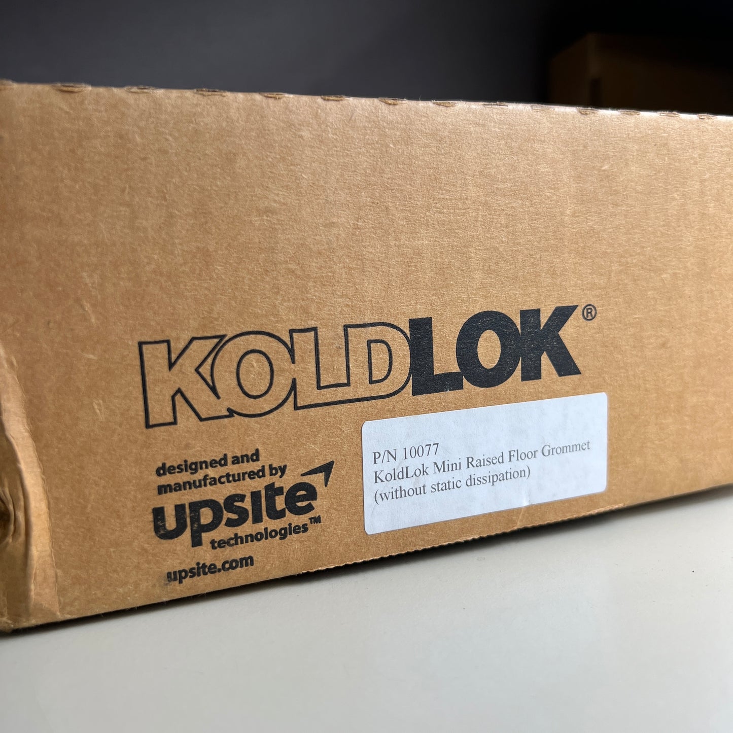 UPSITE KoldLok 10077 Mini Raised Floor Grommet - 10 Packs