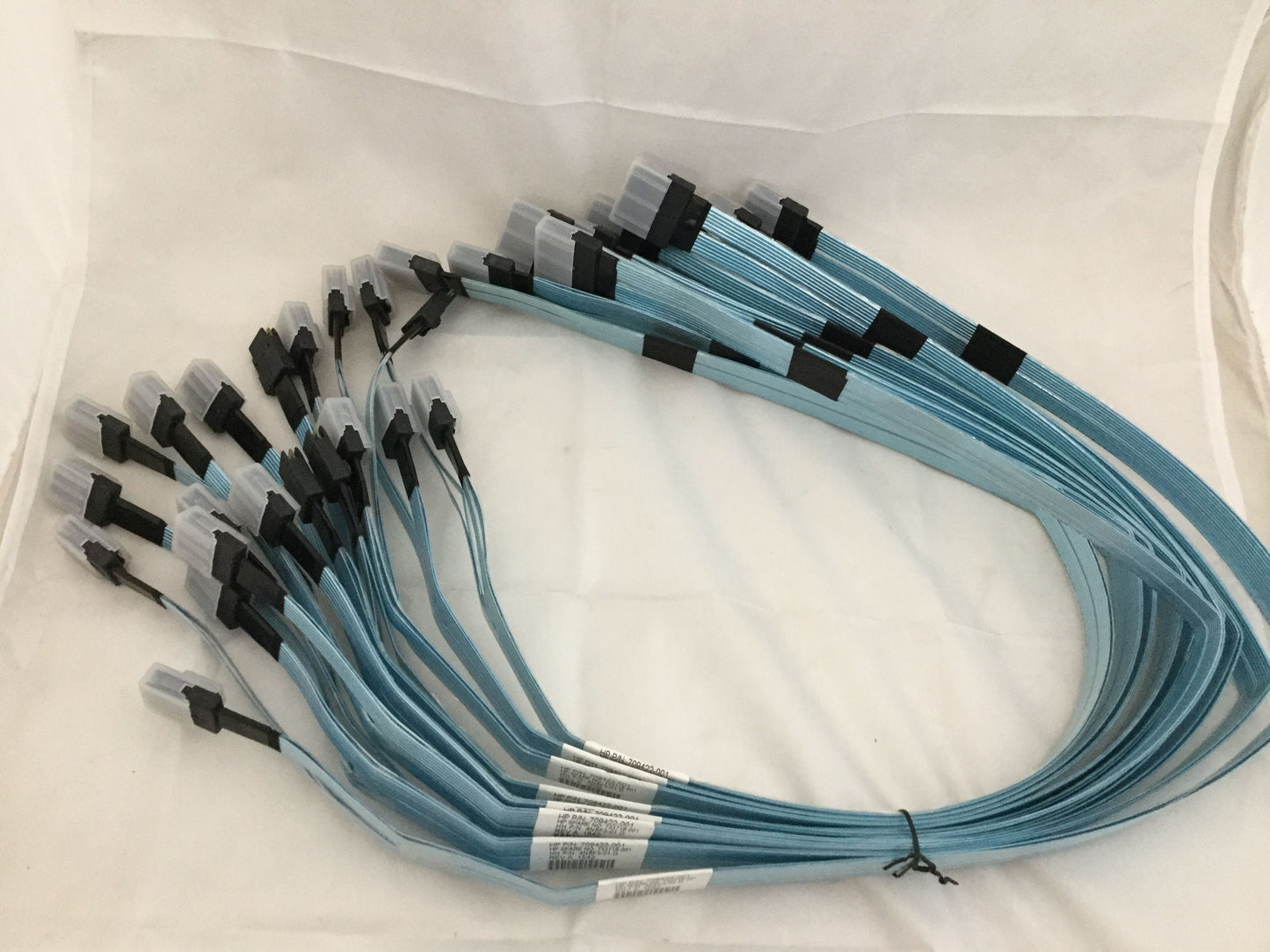 733718-001 HP Mini SAS/Straight to Straight 25 SFF Drive Cage Data Cable