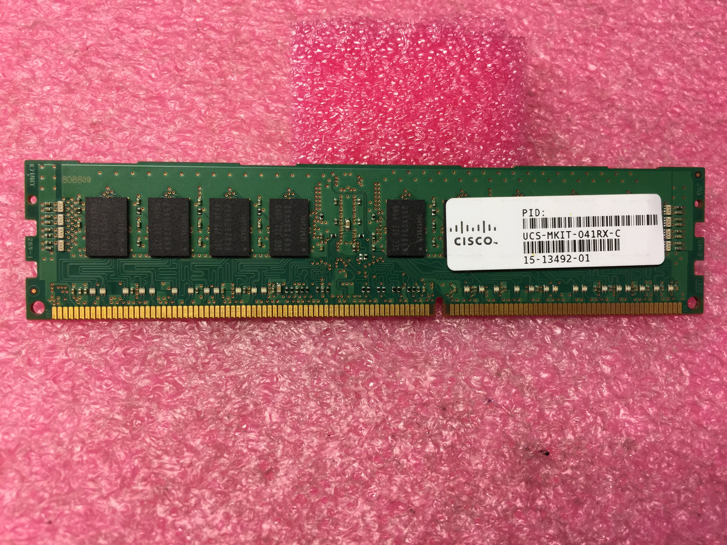 SAMSUNG M393B5270DH0-YH9 DDR3 1333 PC3-10600 4GB ECC REG 1RX4 (FOR SERVER) Used