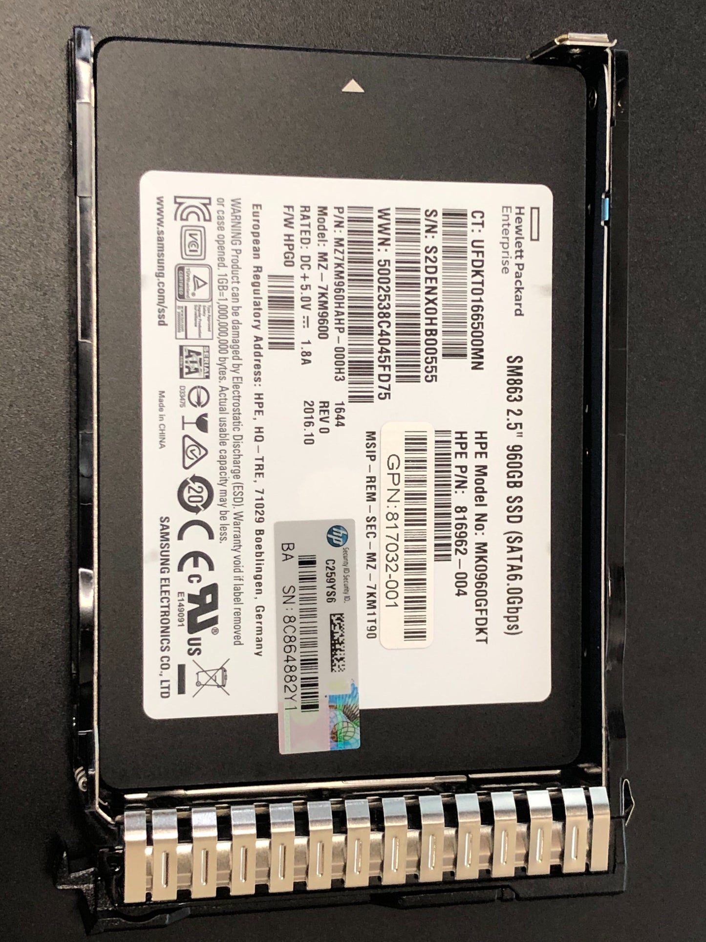 HPE Samsung SM863 960GB SATA 6G SSD SFF 816962-004 817032-001 New