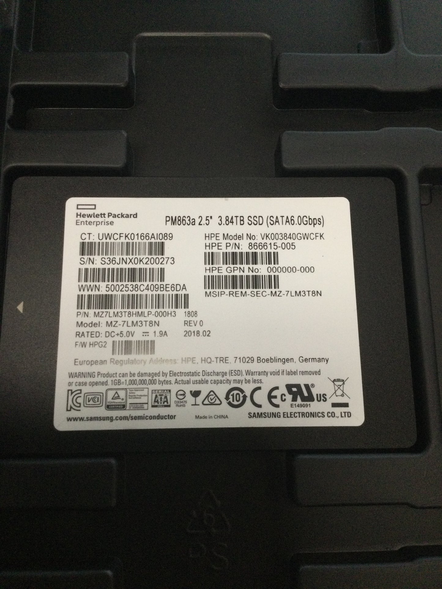 HPE 3.84TB SATA 6G Read Intensive SFF (2.5in) SC Digitally SSD 866615-005