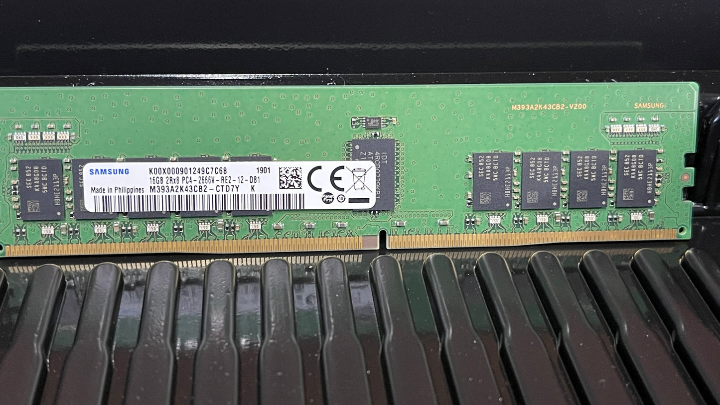 SAMSUNG 16GB M393A2K43CB2-CTD DDR4-2666 ECC RDIMM 2Rx8 PC4-21300V-R CL19 Server Memory