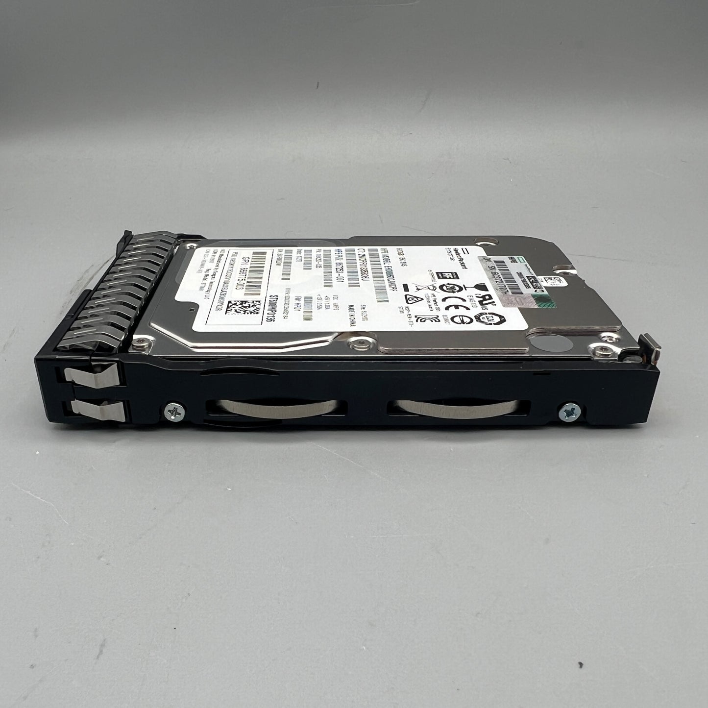 HPE 868775-003 600GB 15K 12Gbps 2.5" SFF SAS HDD with Smart Carrier 870797-001