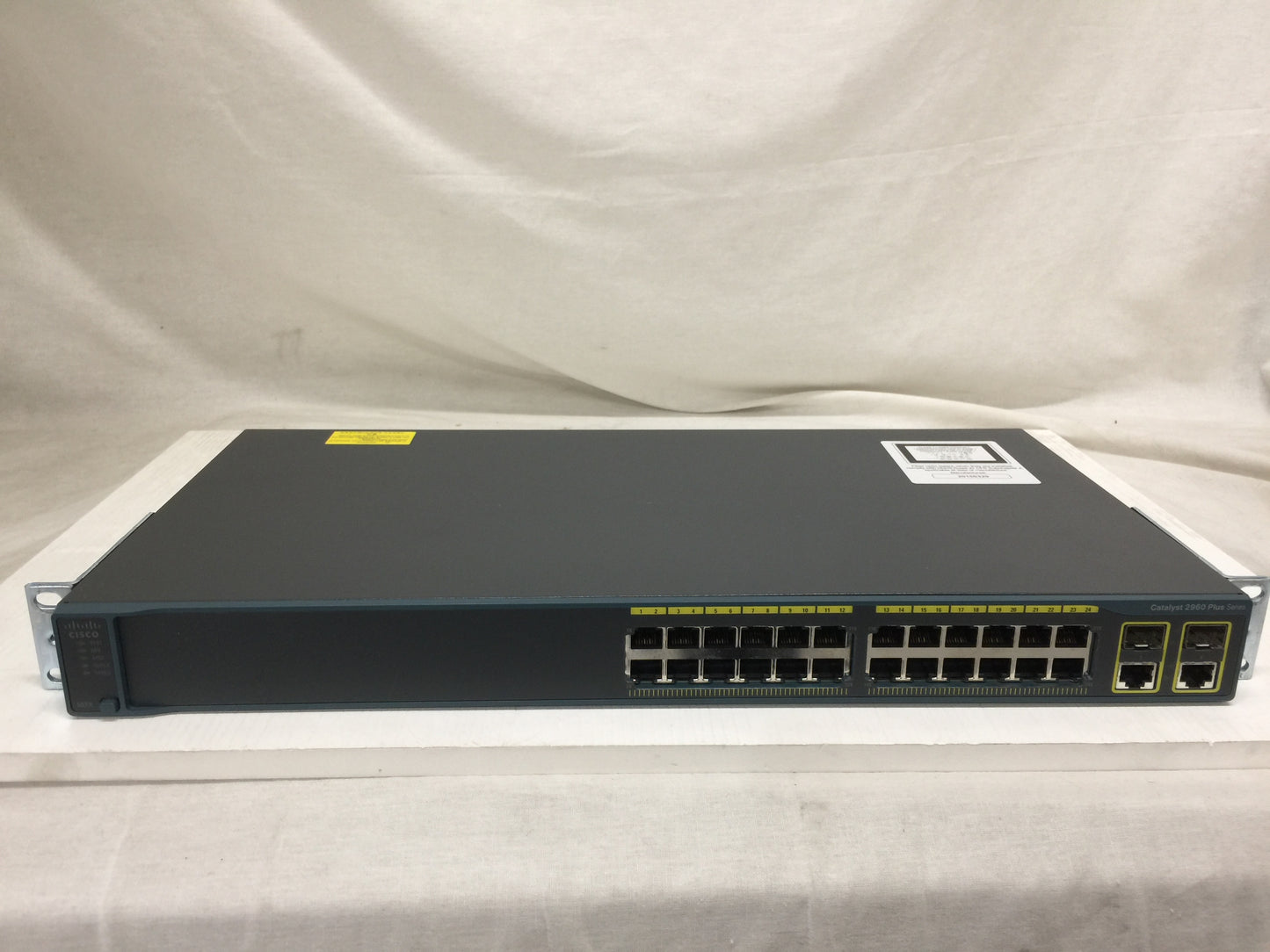 Cisco WS-C2960-24TC-L 2960 24 10/100 Catalyst Switch Used